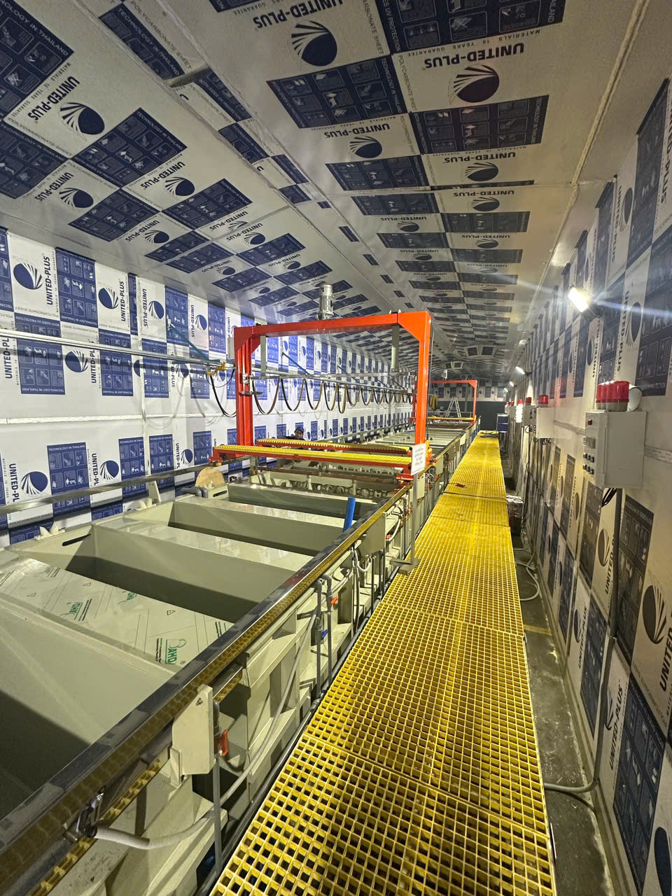 thiet-ke-xi-ma-ban-tu-dong